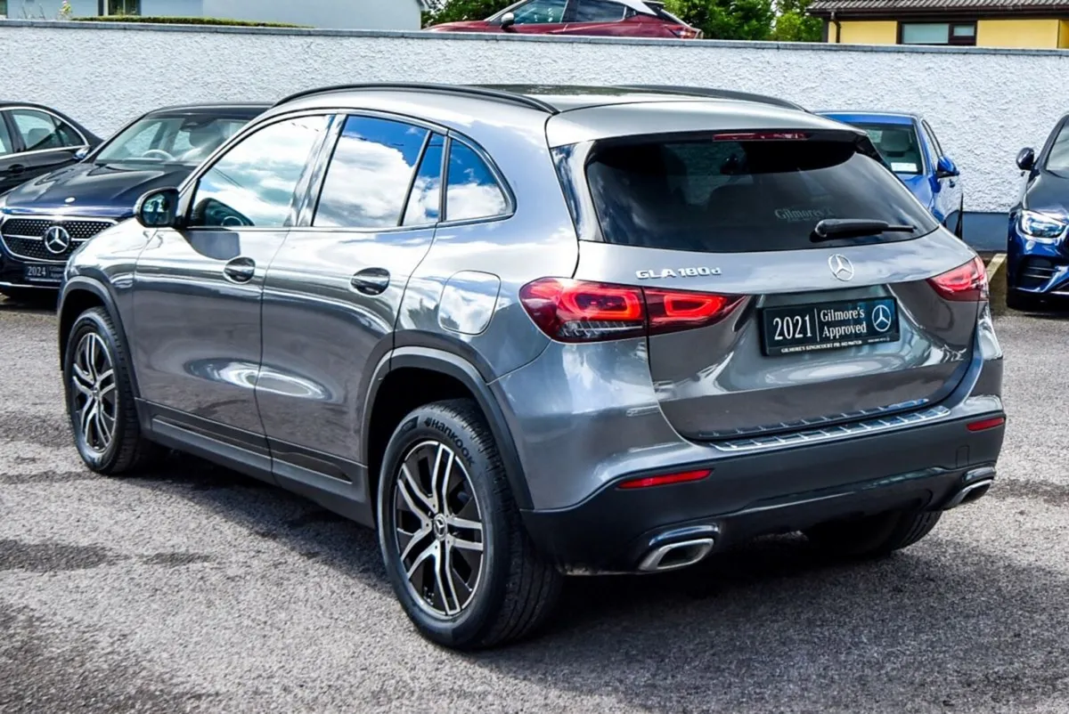 Mercedes-Benz GLA 180d Progressive Night Pack Auto - Image 4