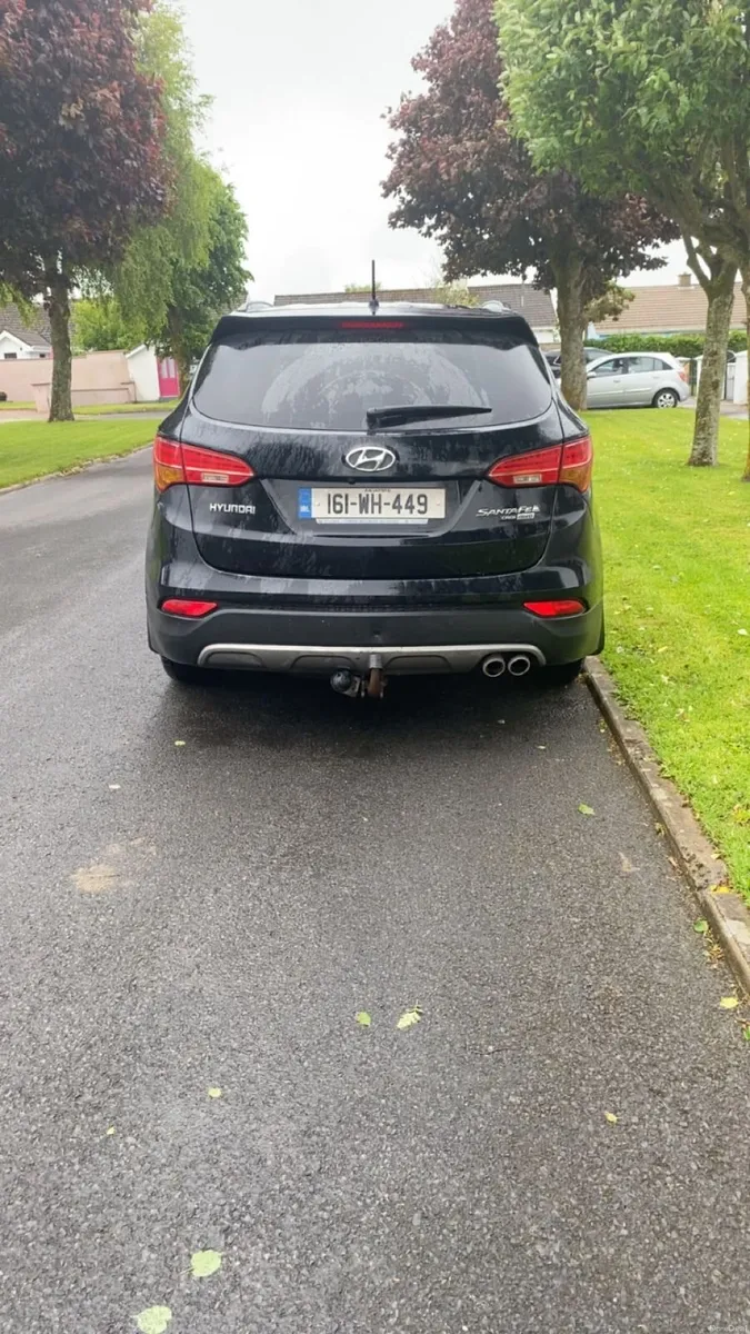 Hyundai Santa Fe 2016 - Image 4