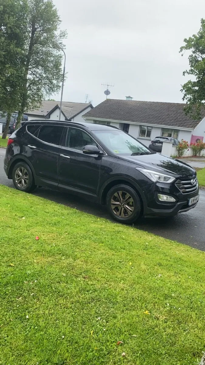 Hyundai Santa Fe 2016 - Image 1