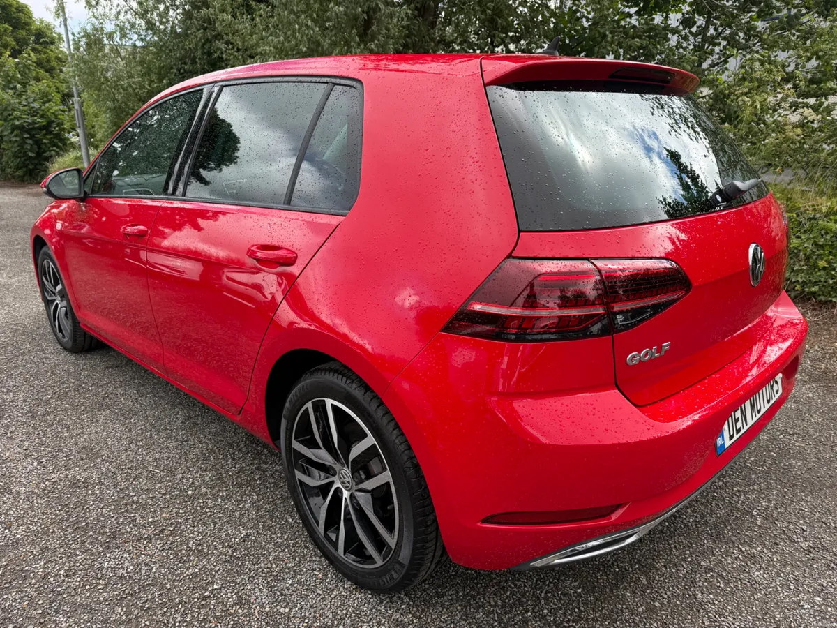 Volkswagen Golf 1.4 auto low milege!!! - Image 2