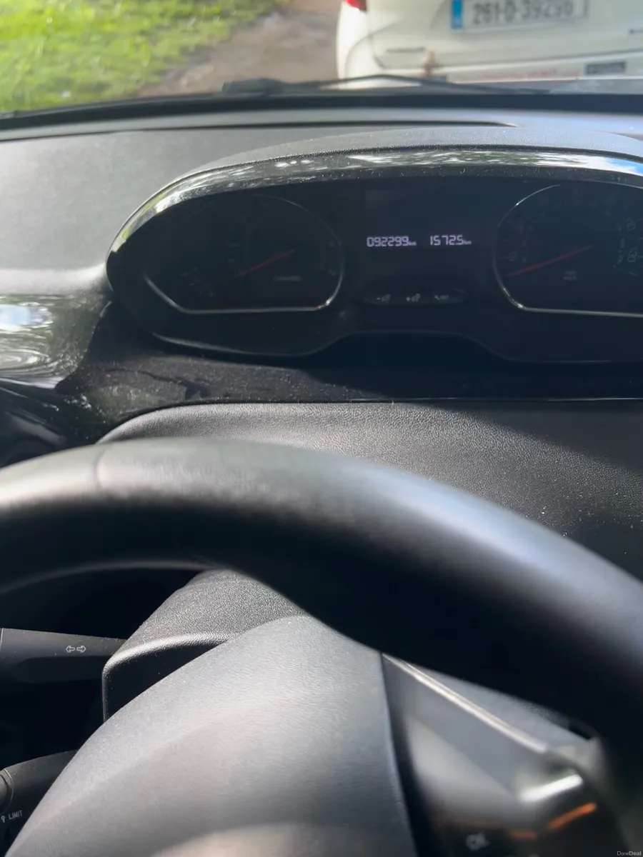 Peugeot 208 1.0L 2015 ***New NCT 06/27 - Image 5