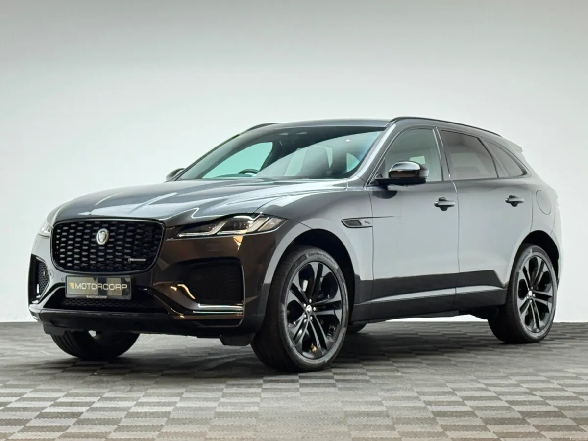 Jaguar F-Pace R-DYNAMIC HSE BLACK P400E - Image 3