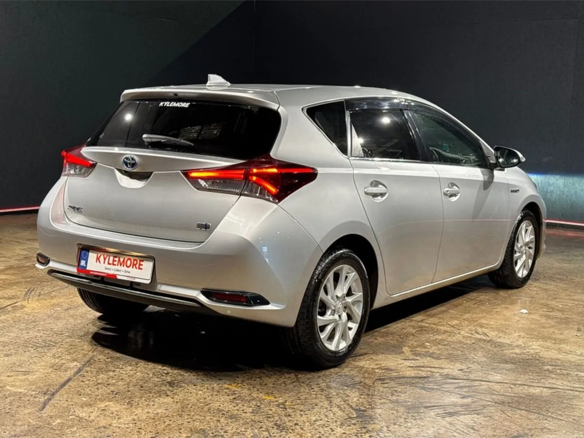Toyota Auris 1.8 HYBRID - 16'' FACTORY ALLOYS - HA - Image 4