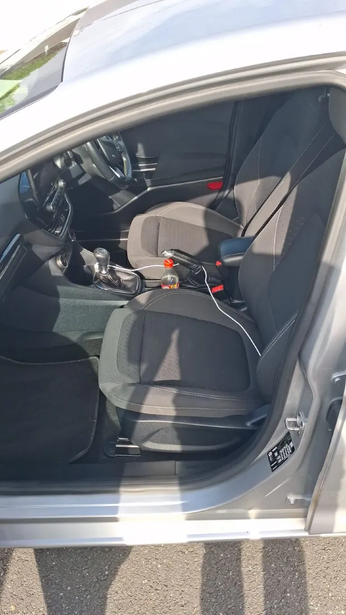 Ford Fiesta 2020 - Image 2