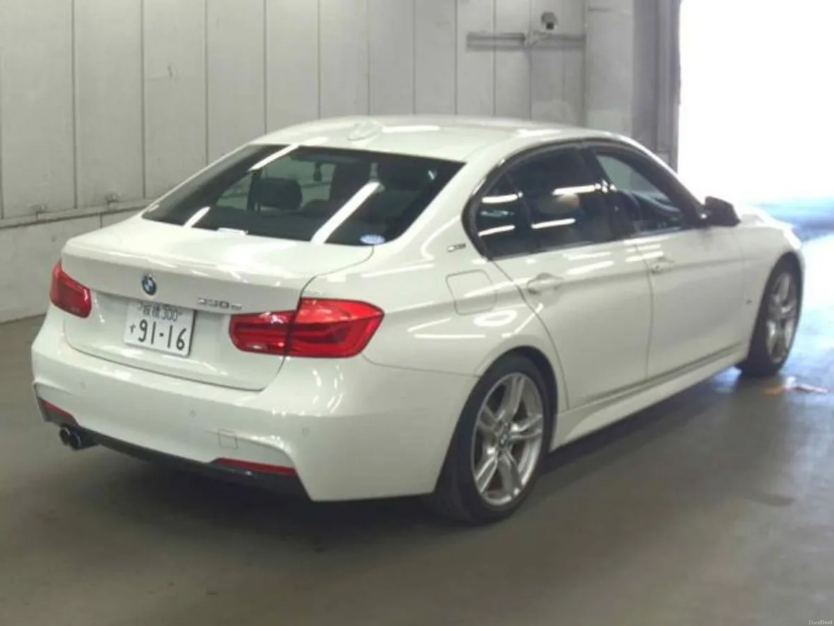 BMW 330E MSPORT AUTO 2018 - Image 3