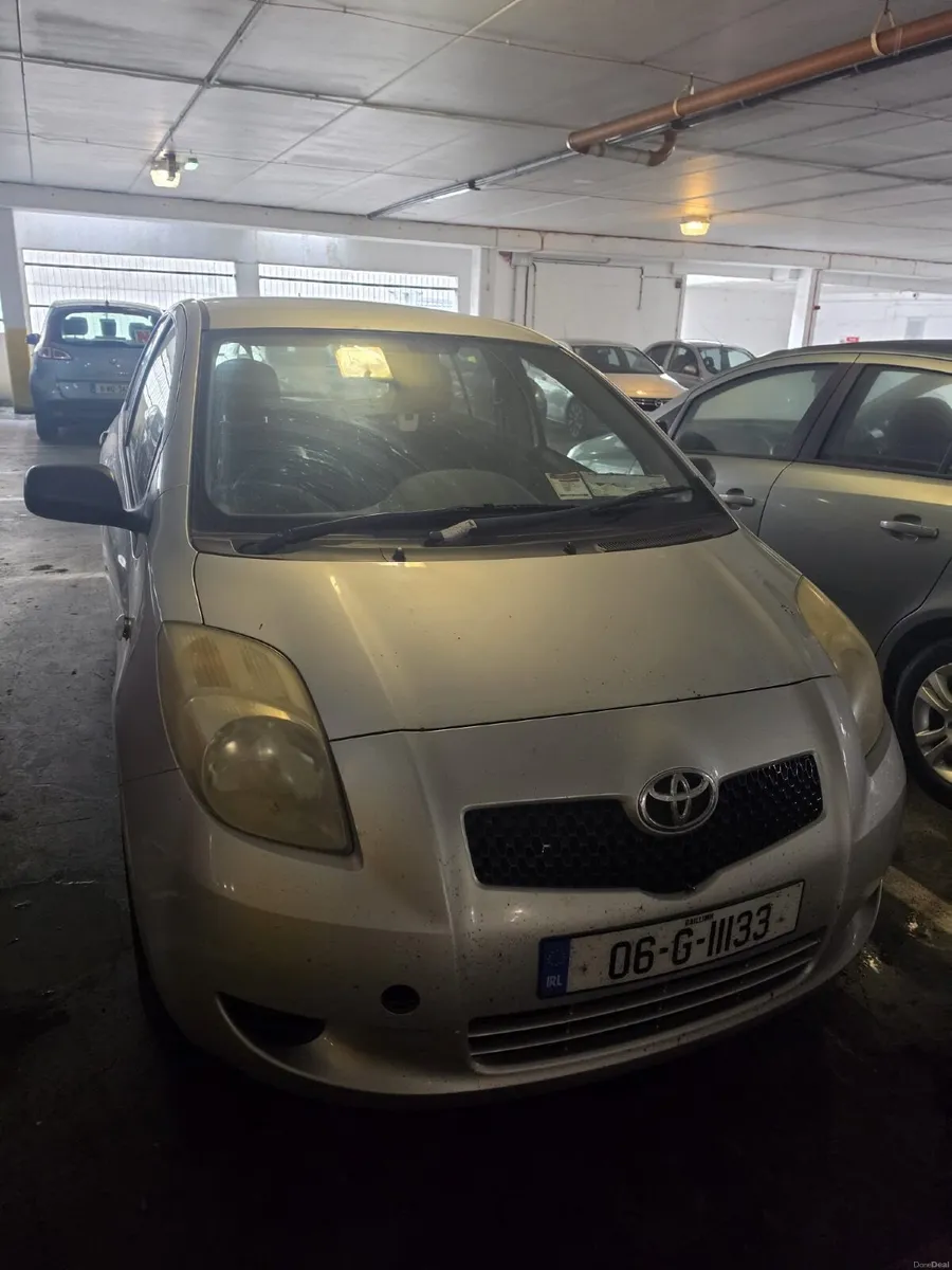 Toyota Yaris 2006 - Image 2