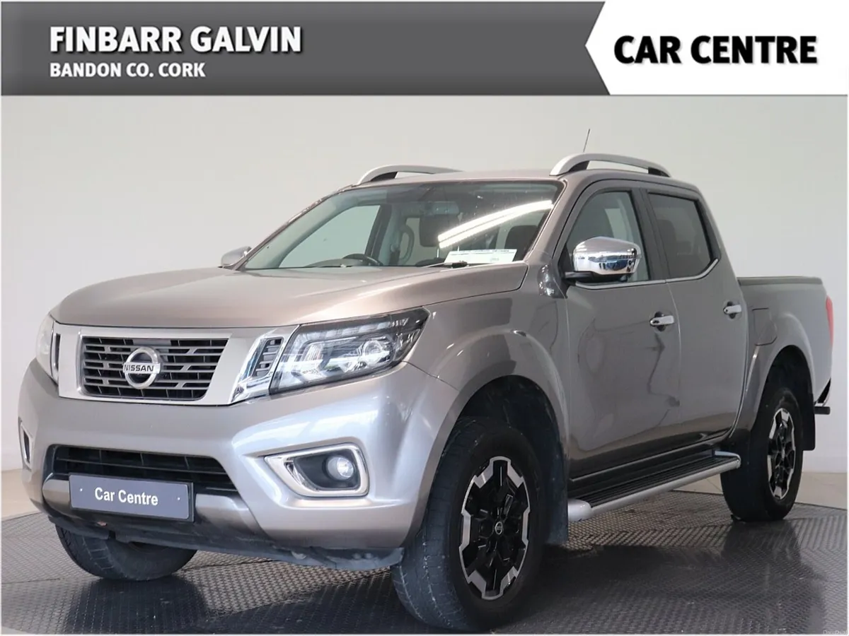 NISSAN NAVARA CREW CAB TECKNA 2.3 DSL - Image 6