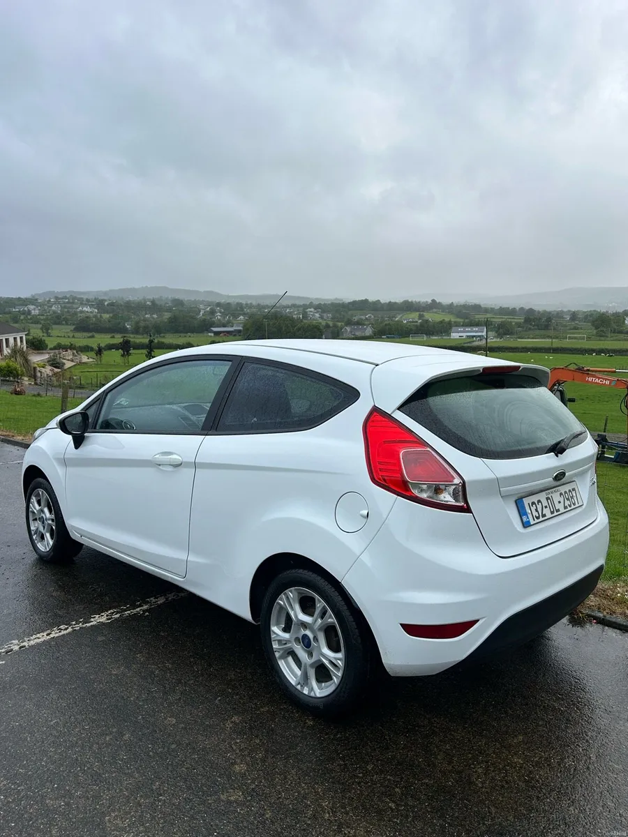 2013 Ford Fiesta 1.25 - Image 2