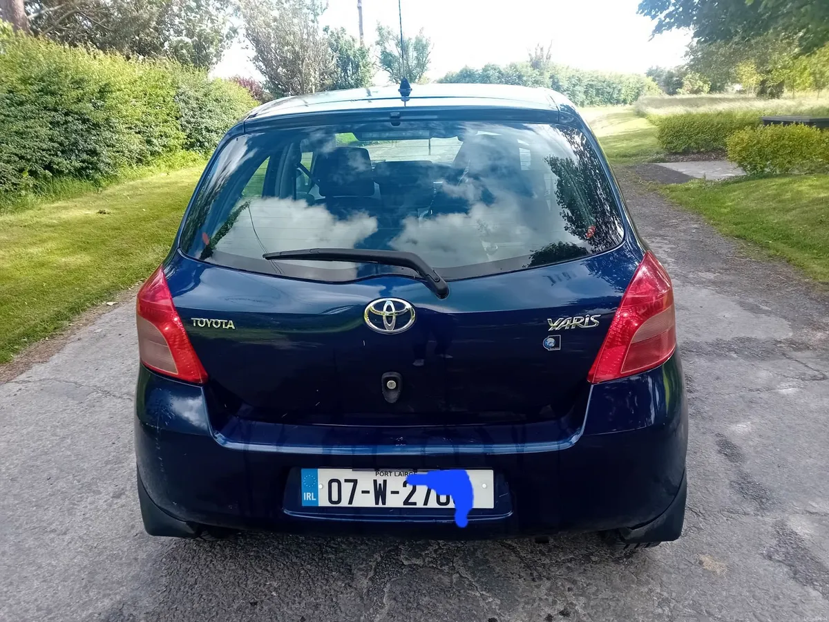 Toyota Yaris 2007 - Image 3