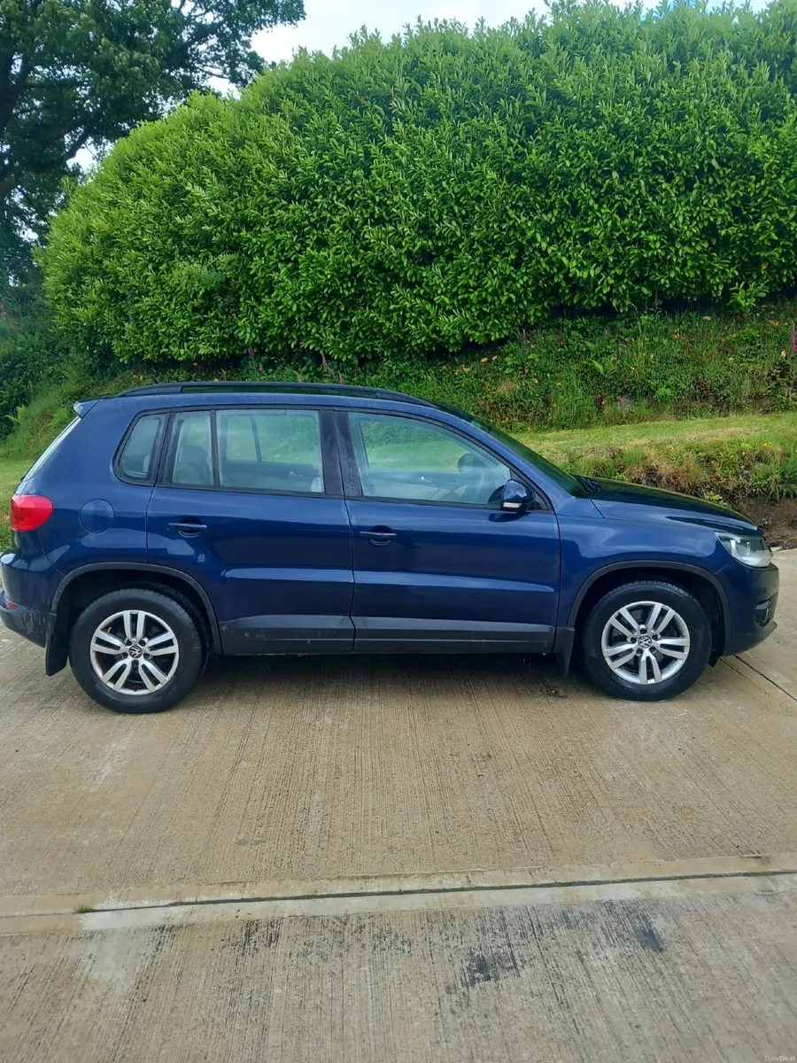 Volkswagen Tiguan 2012 - Image 4
