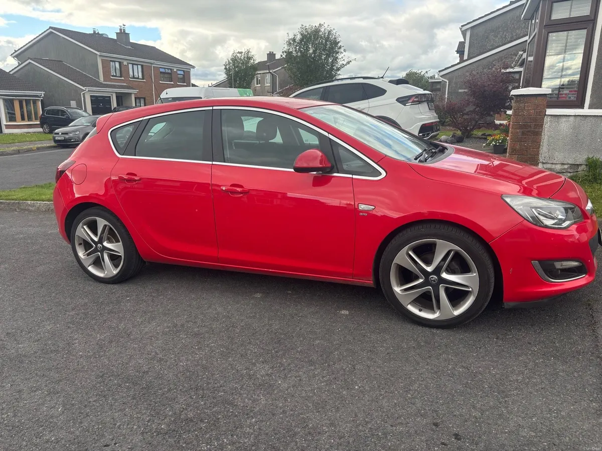 Car - Image 2
