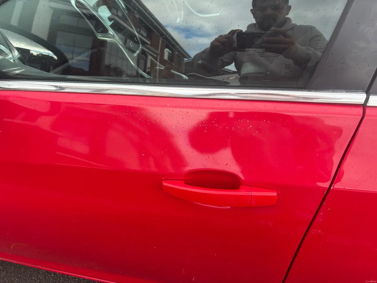Car - Image 6