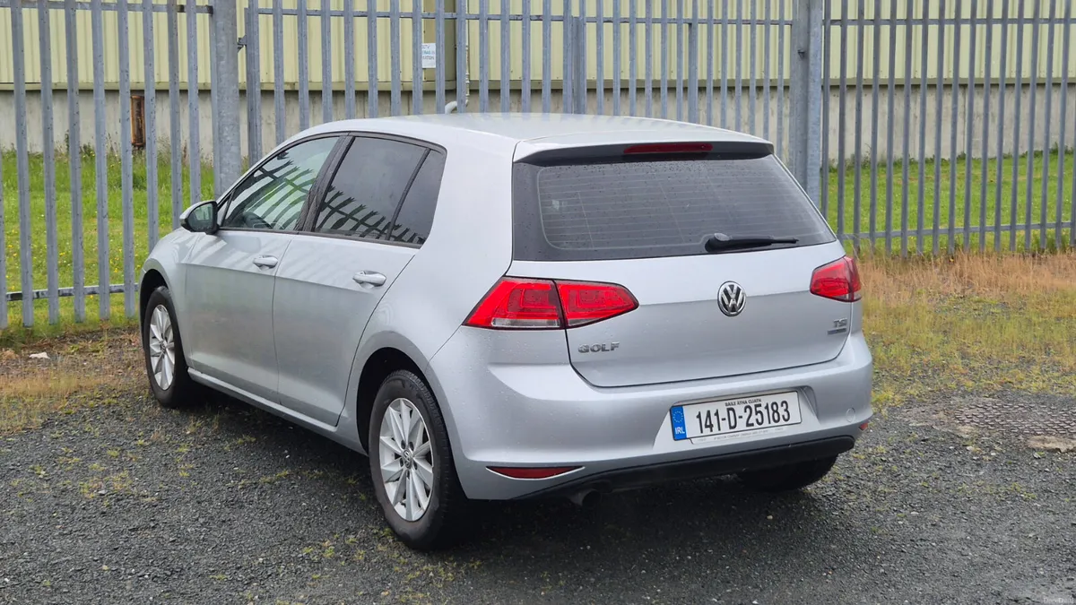Volkswagen Golf Comfortline 1.2TSI 110HP Automatic - Image 4