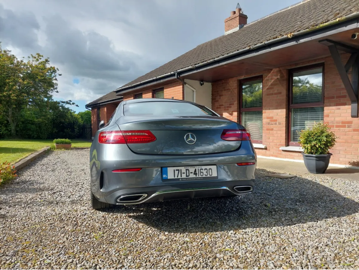 Mercedes-Benz E-Class COUPE   AUTO//51000KLMS//ORI - Image 4