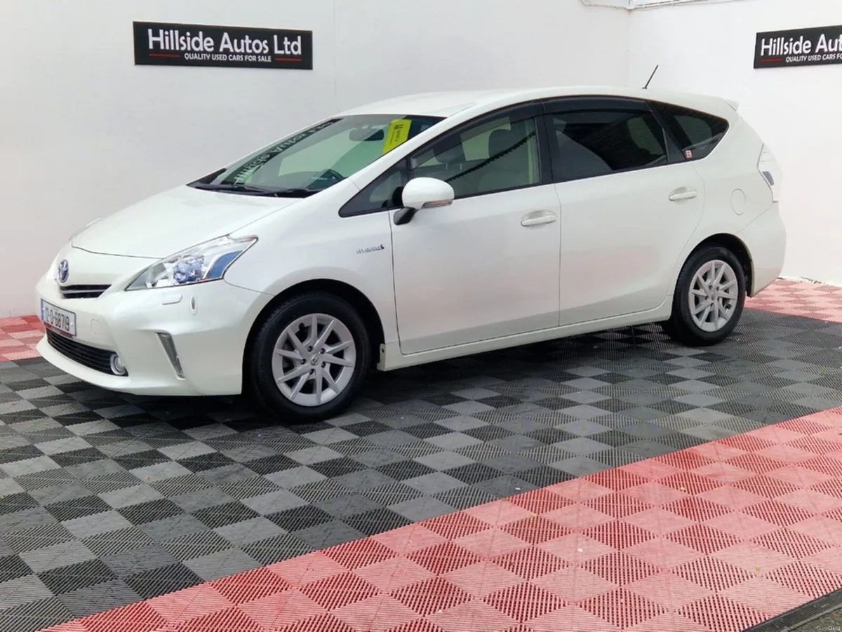 Toyota Prius ALPHA 7 SEATER HYBRID, AUTOMATIC - Image 3