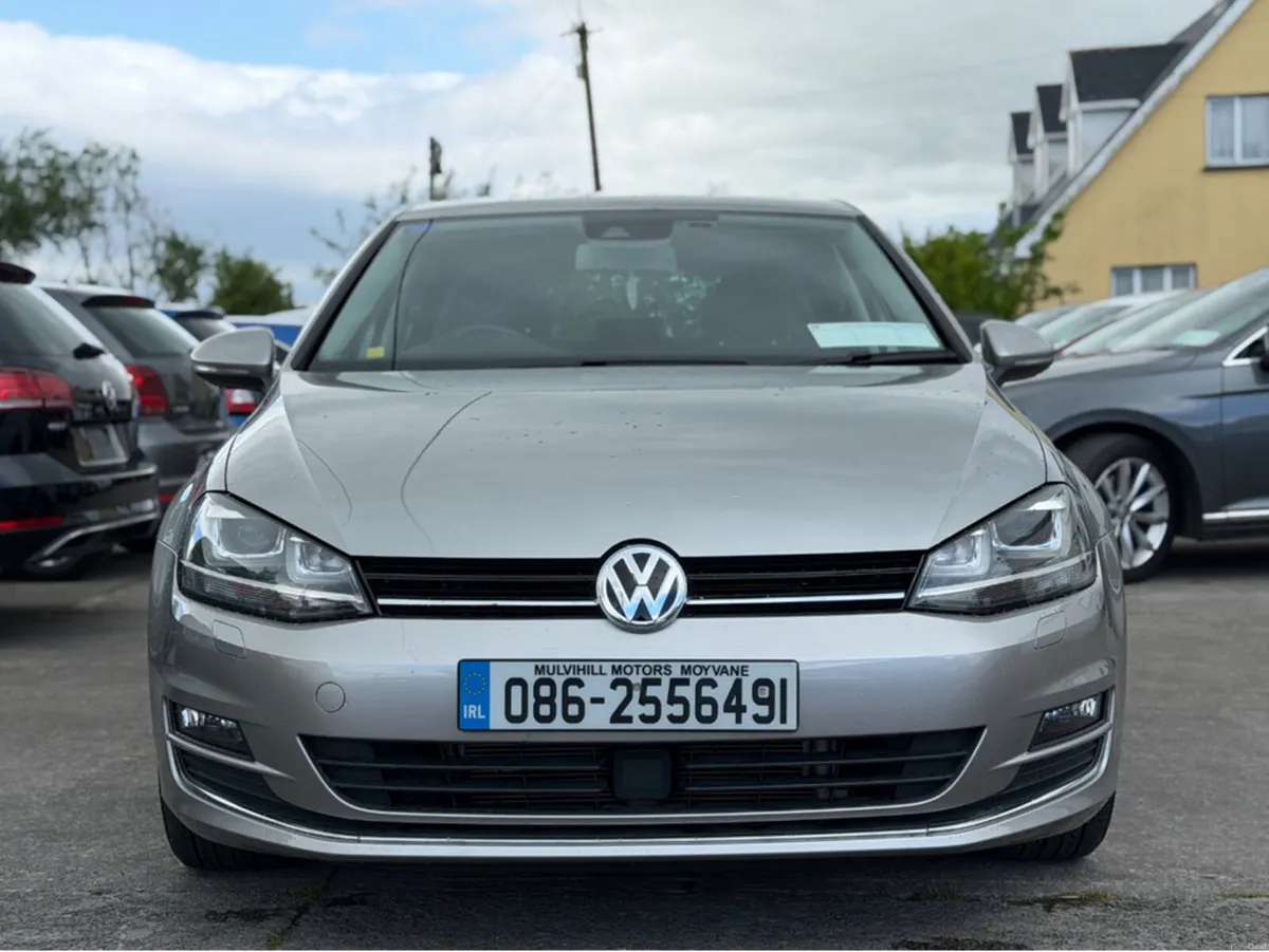 Volkswagen Golf LOW MILEAGE Automatic - Image 2