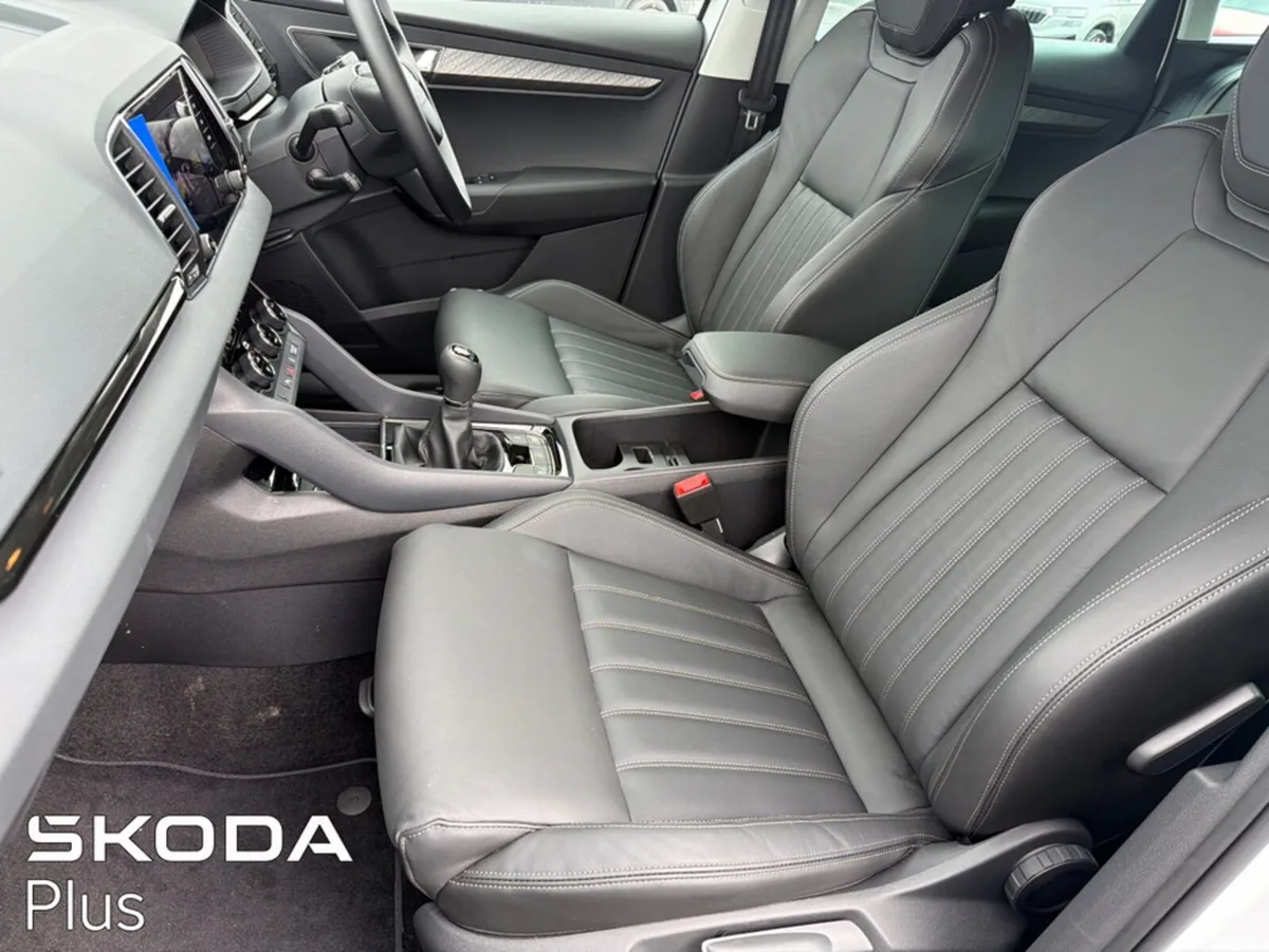 Skoda Karoq SELECTION PLUS 2.0 TDI 115HP - Image 4