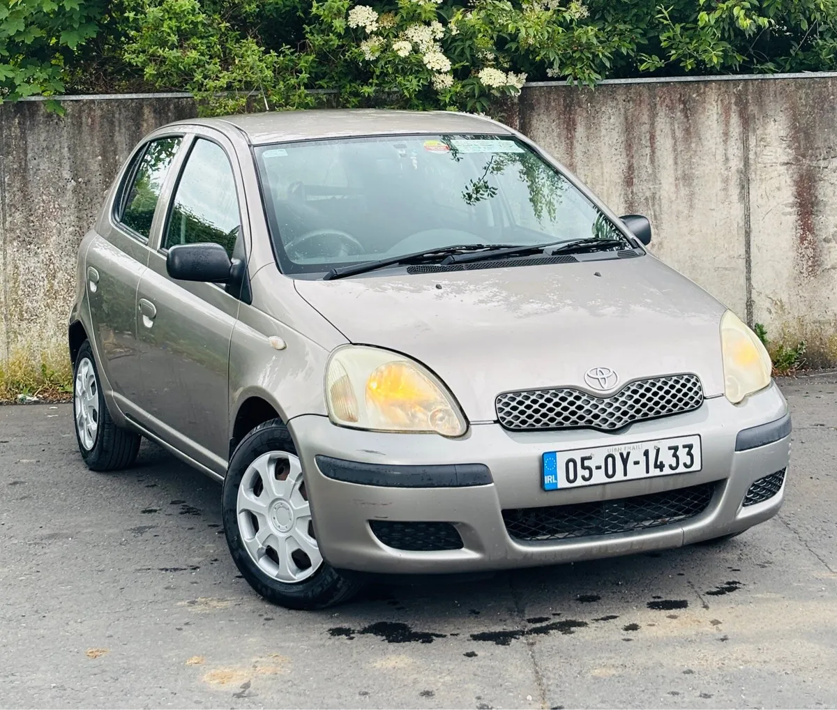 Toyota Yaris 1.0 Petrol Terra New Nct 03/27 2 Keys - Image 1