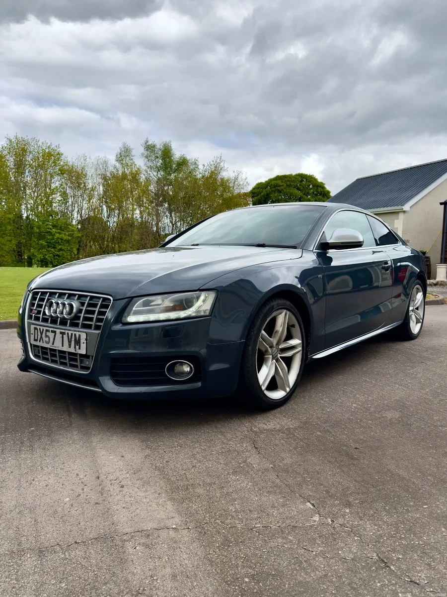 2007 Audi S5 Quattro manual - Image 2
