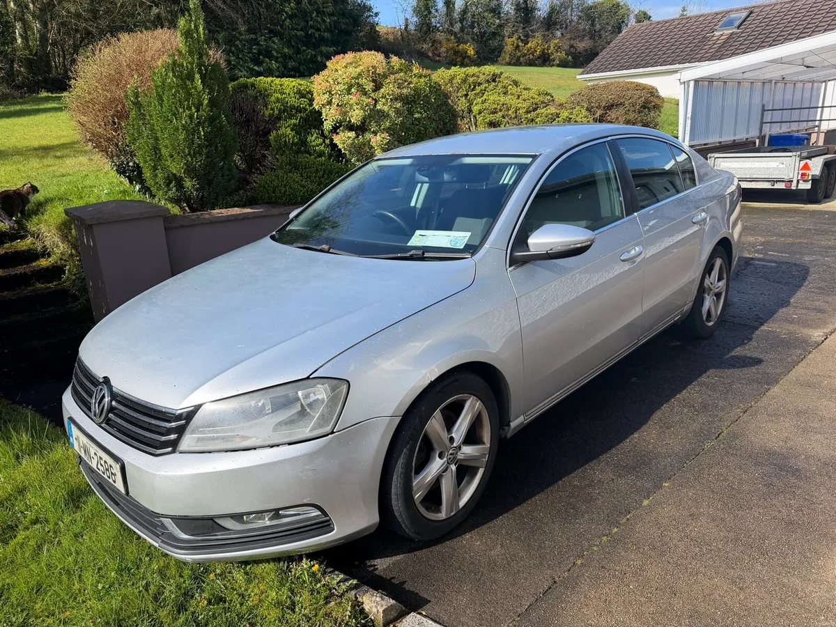 Volkswagen Passat 2011 - Image 3