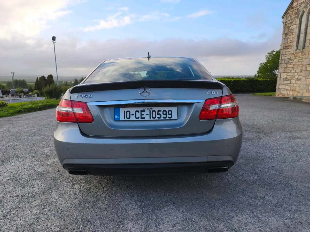 Mercedes E350 Sport - Image 4