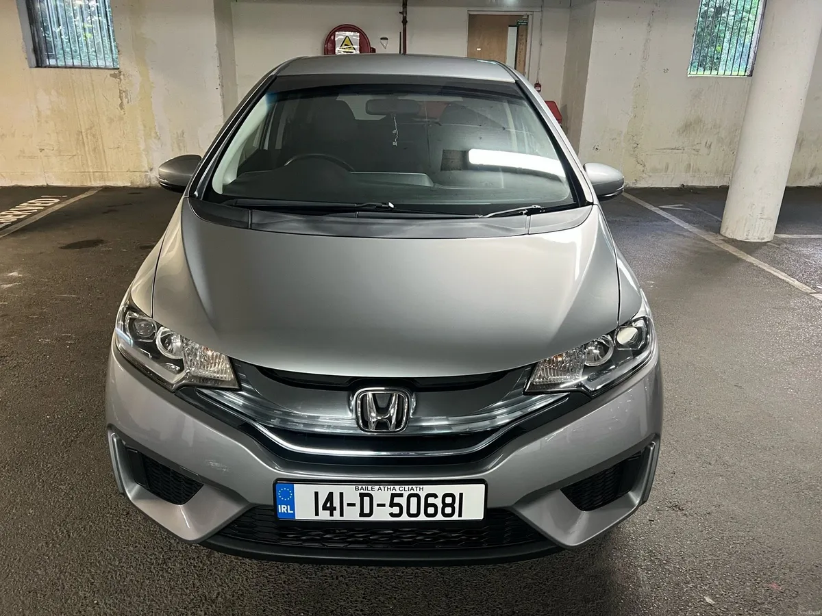 Honda Fit Auto Hybrid New Nct: 14/01/27 & 30/06/26 - Image 2
