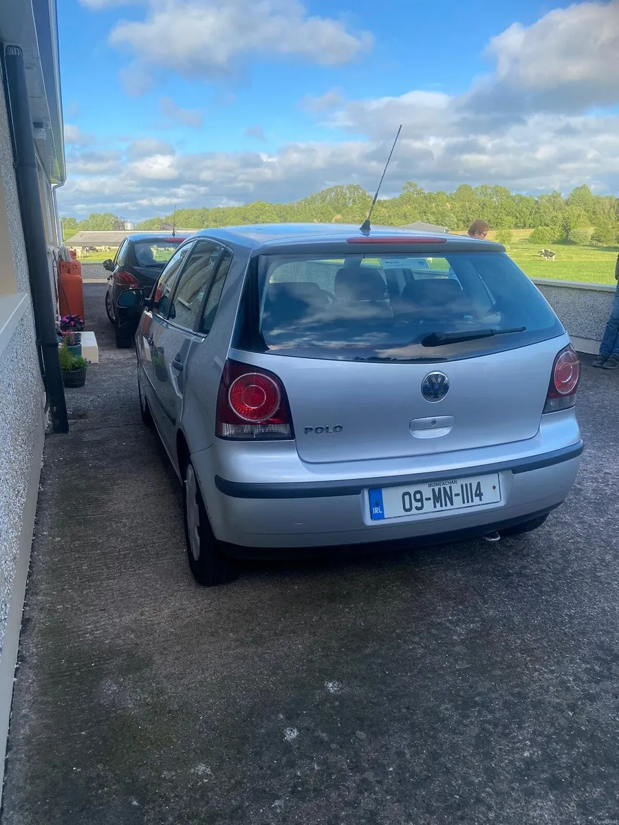 Volkswagen polo - Image 2