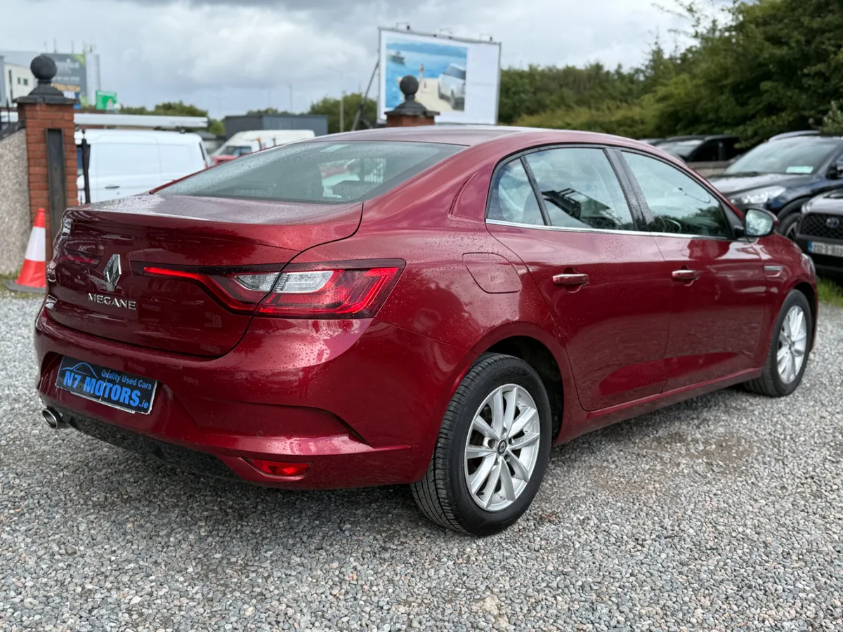 2017 Renault Megane N IV GRAND COUPE DYNAMIQUE - Image 3
