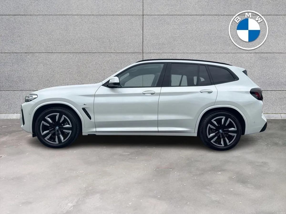BMW iX3 80 kWh M Sport - Image 3