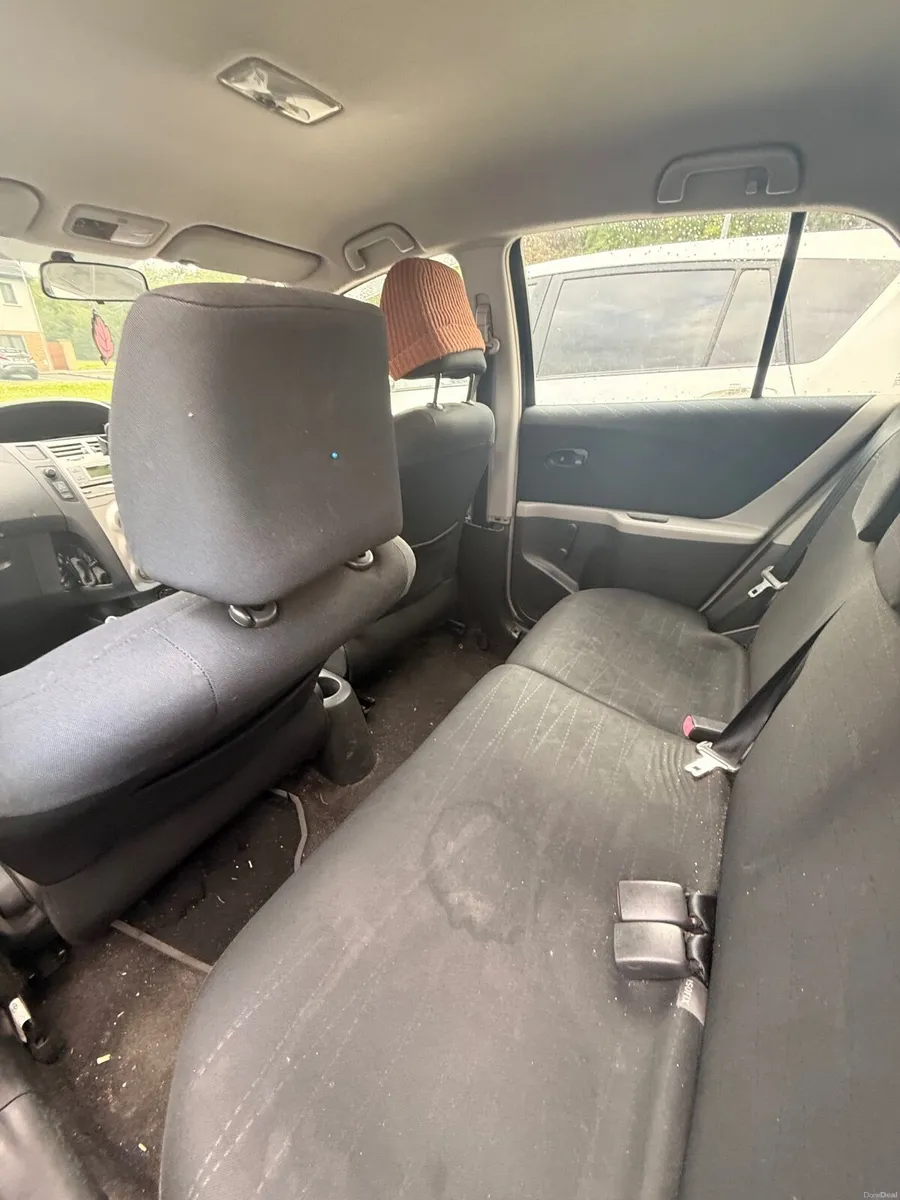 Toyota Yaris 2007 - Image 1