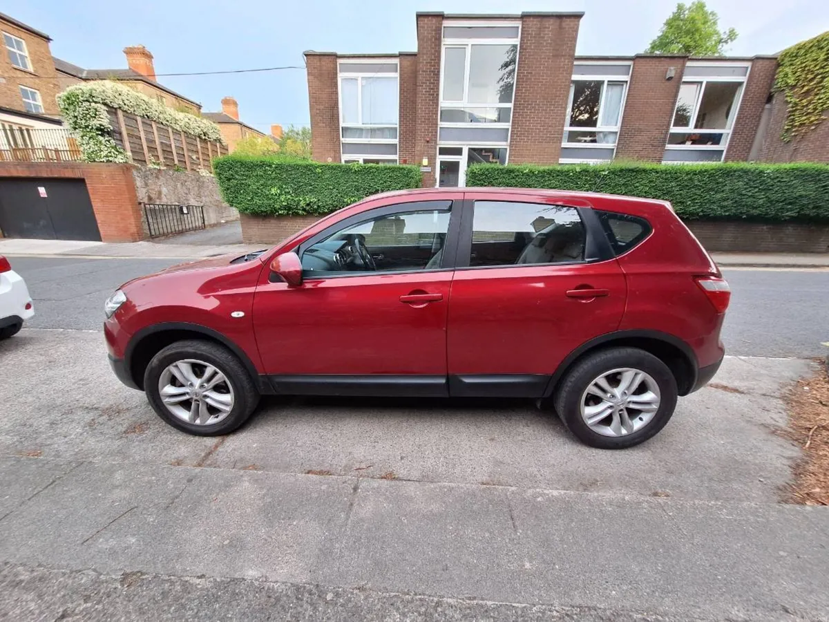Nissan Qashqai 1.5 Diesel - Image 2