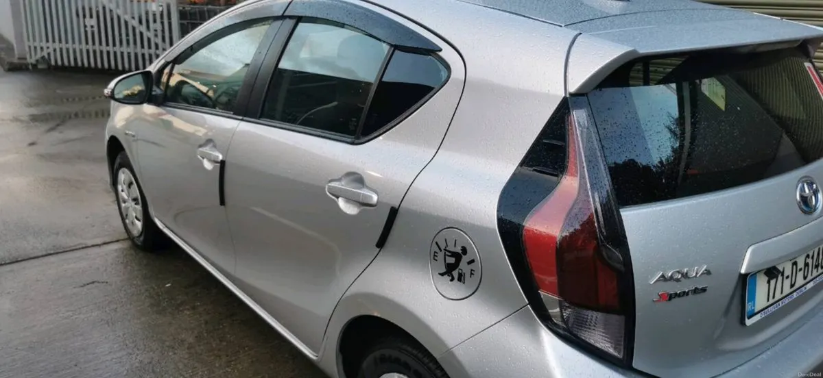 Toyota Aqua - Image 2