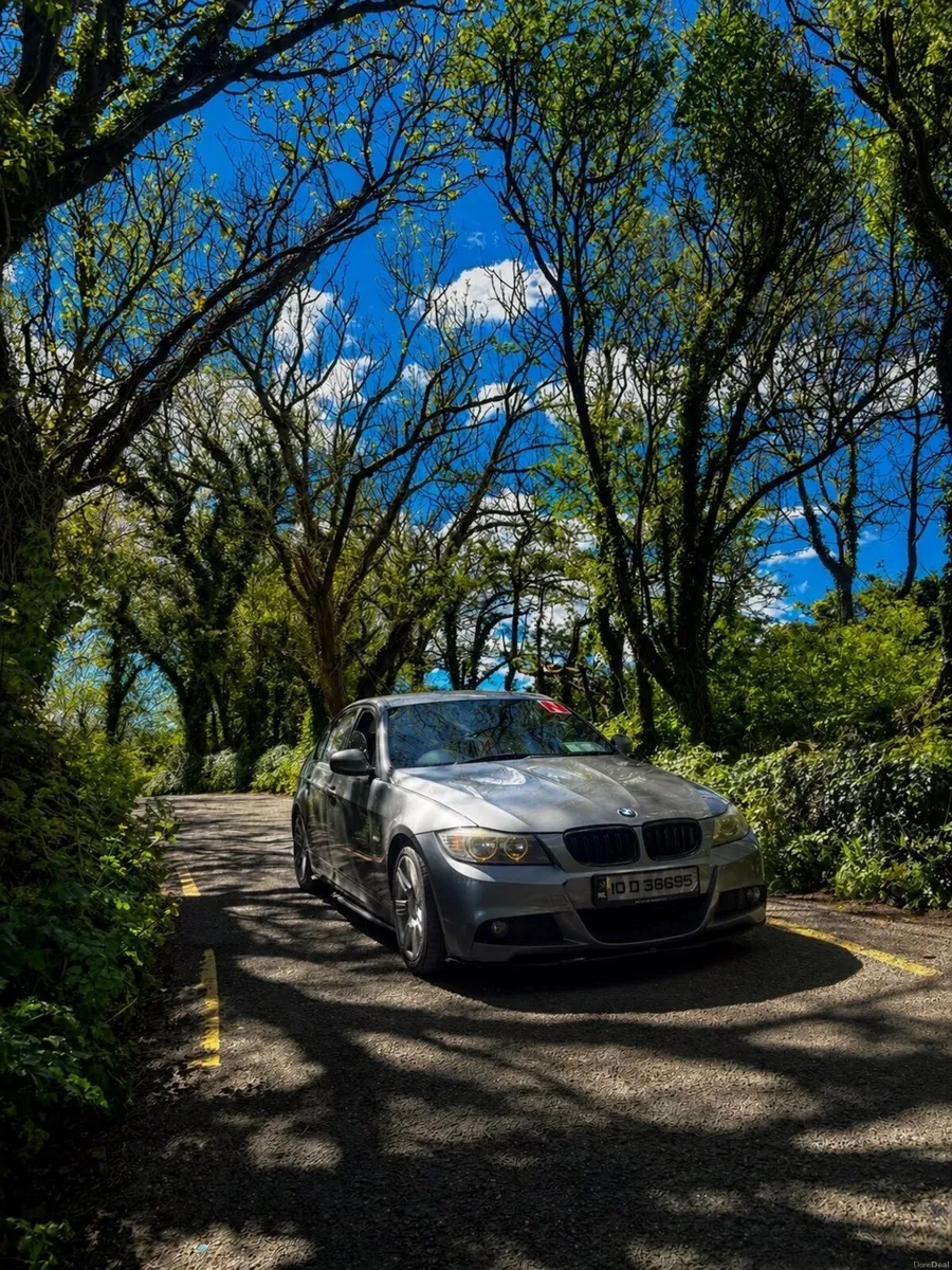 2010 BMW 318D 2.0 GENUINE MSPORT - Image 1