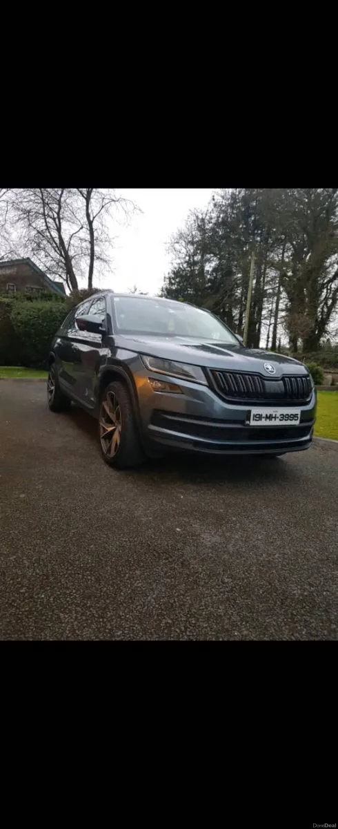 Skoda Kodiaq 191 DSG Pan Roof 7 seater - Image 2
