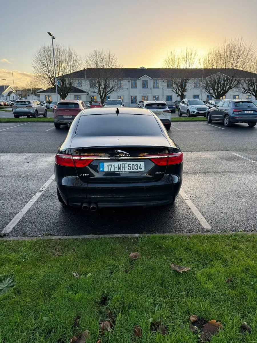 Jaguar XF 2.0 - Image 4