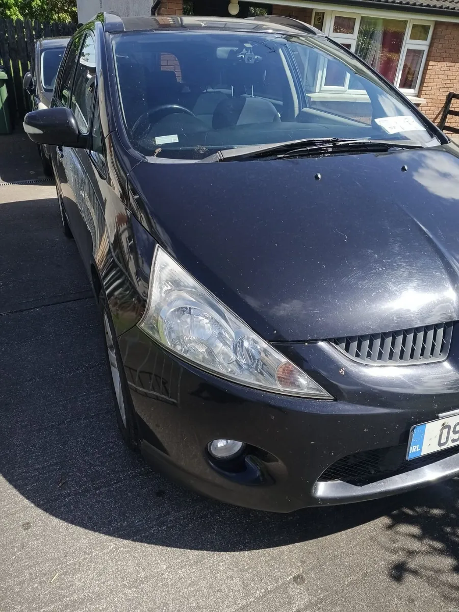 Mitsubishi Grandis 2009 - Image 5