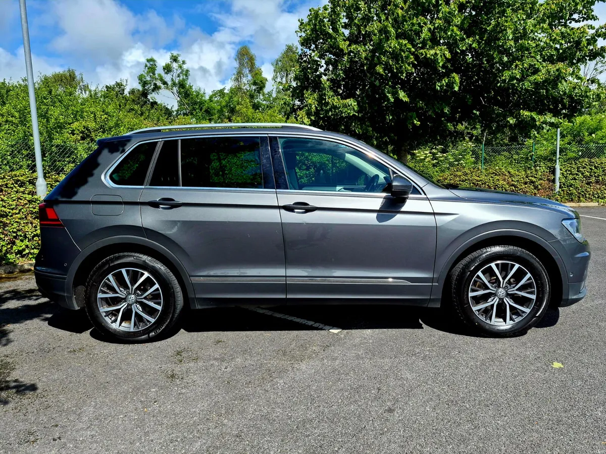 2019 VOLKSWAGEN TIGUAN CL 2.0 TDI GLASS ROOF - Image 3