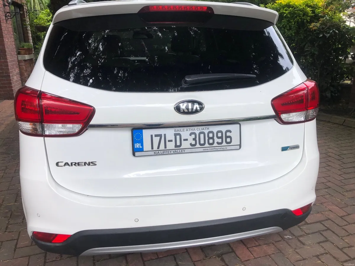 KIA Carens GSE 1.7 7seater - Image 6