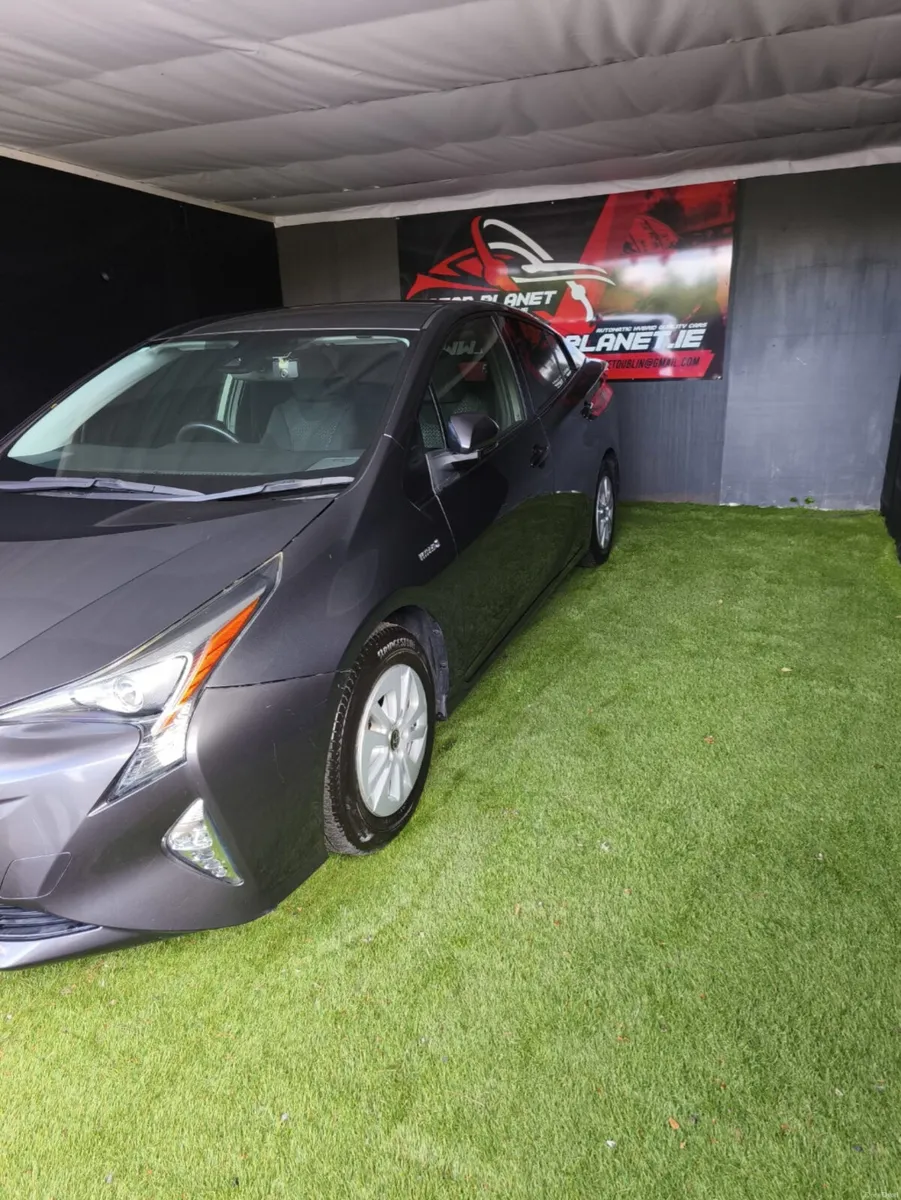 2018 TOYOTA PRIUS HYBRID - Image 3