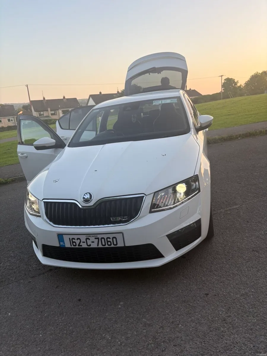 Car - Image 4