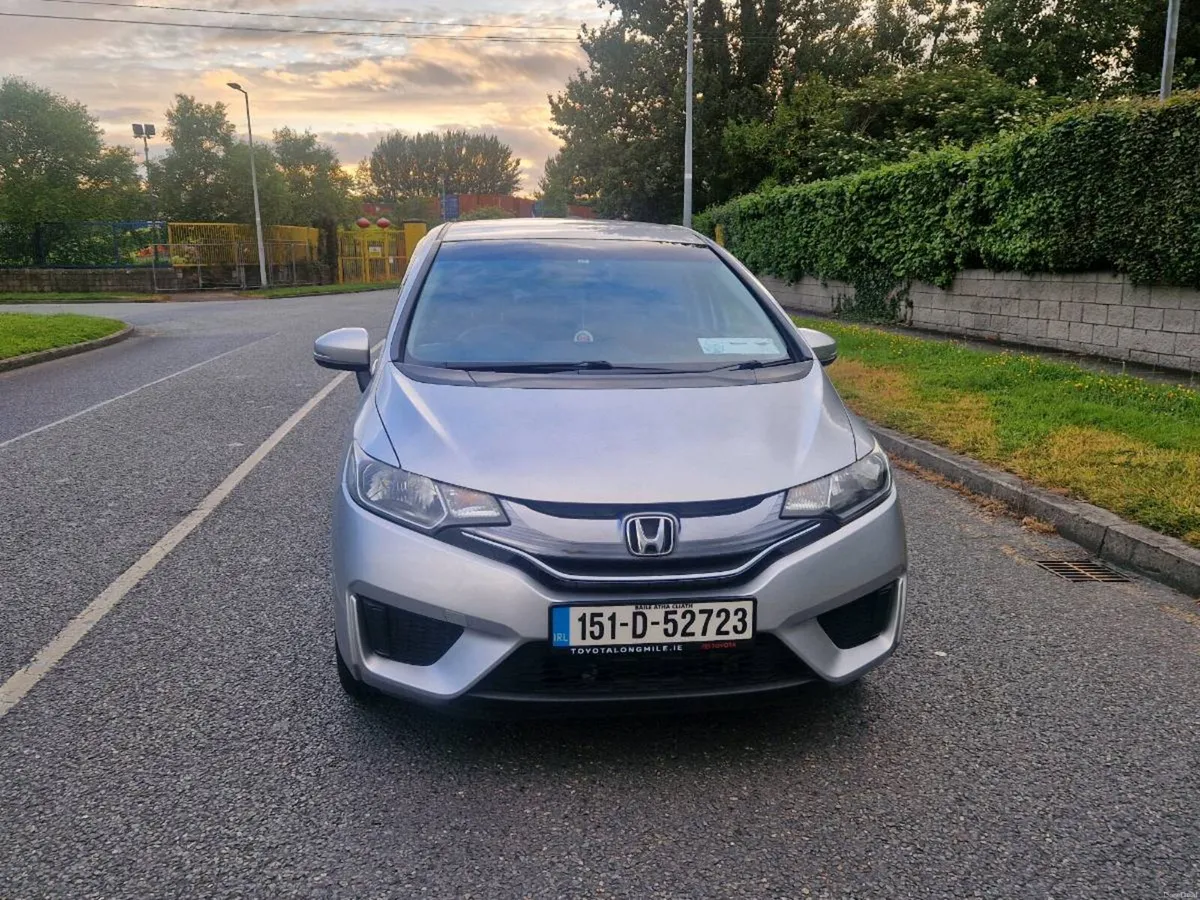 Honda Fit Hybrid Long NCT 07/27 - Image 2