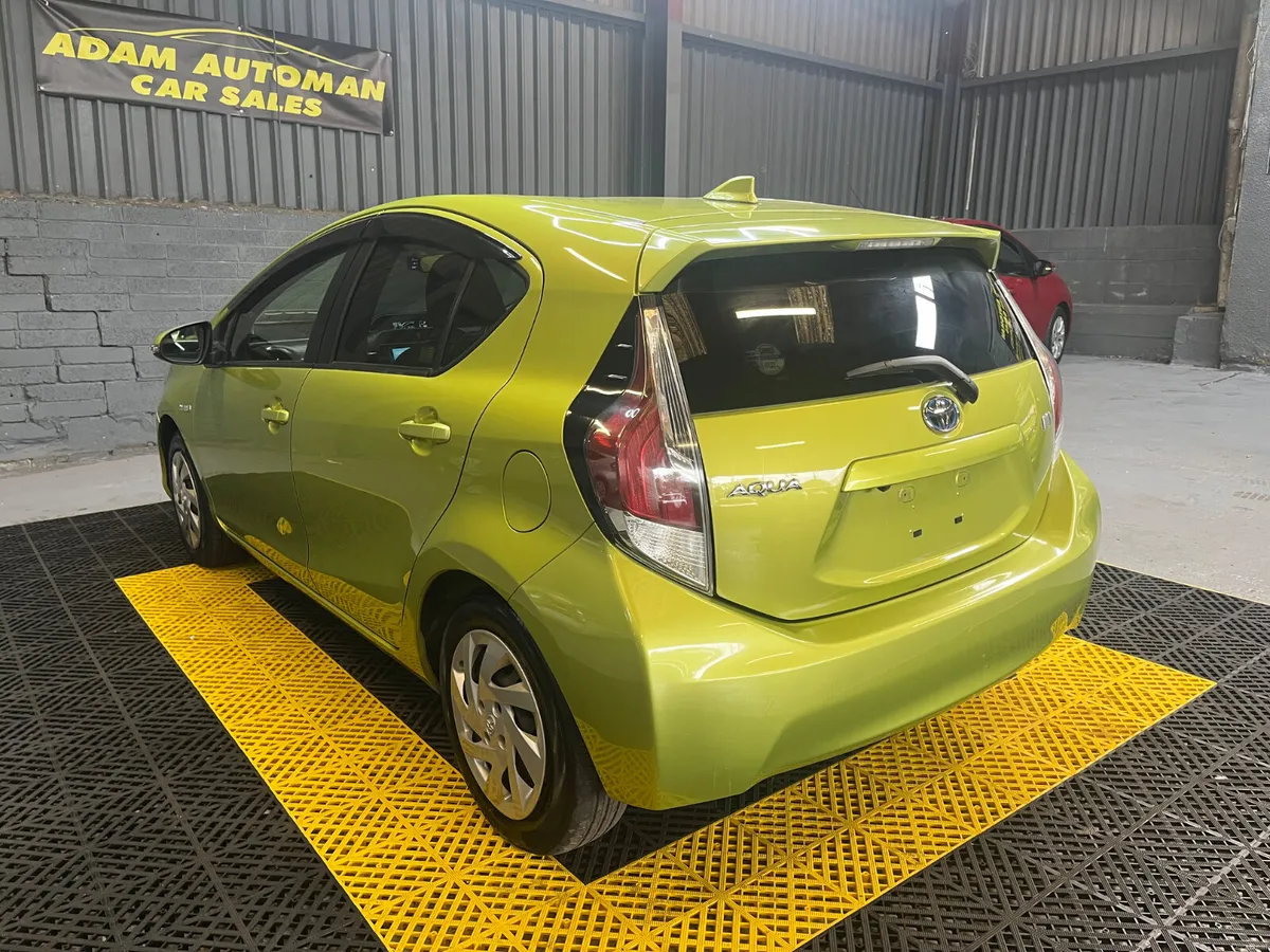 Toyota Aqua 2015 low mileage - Image 4