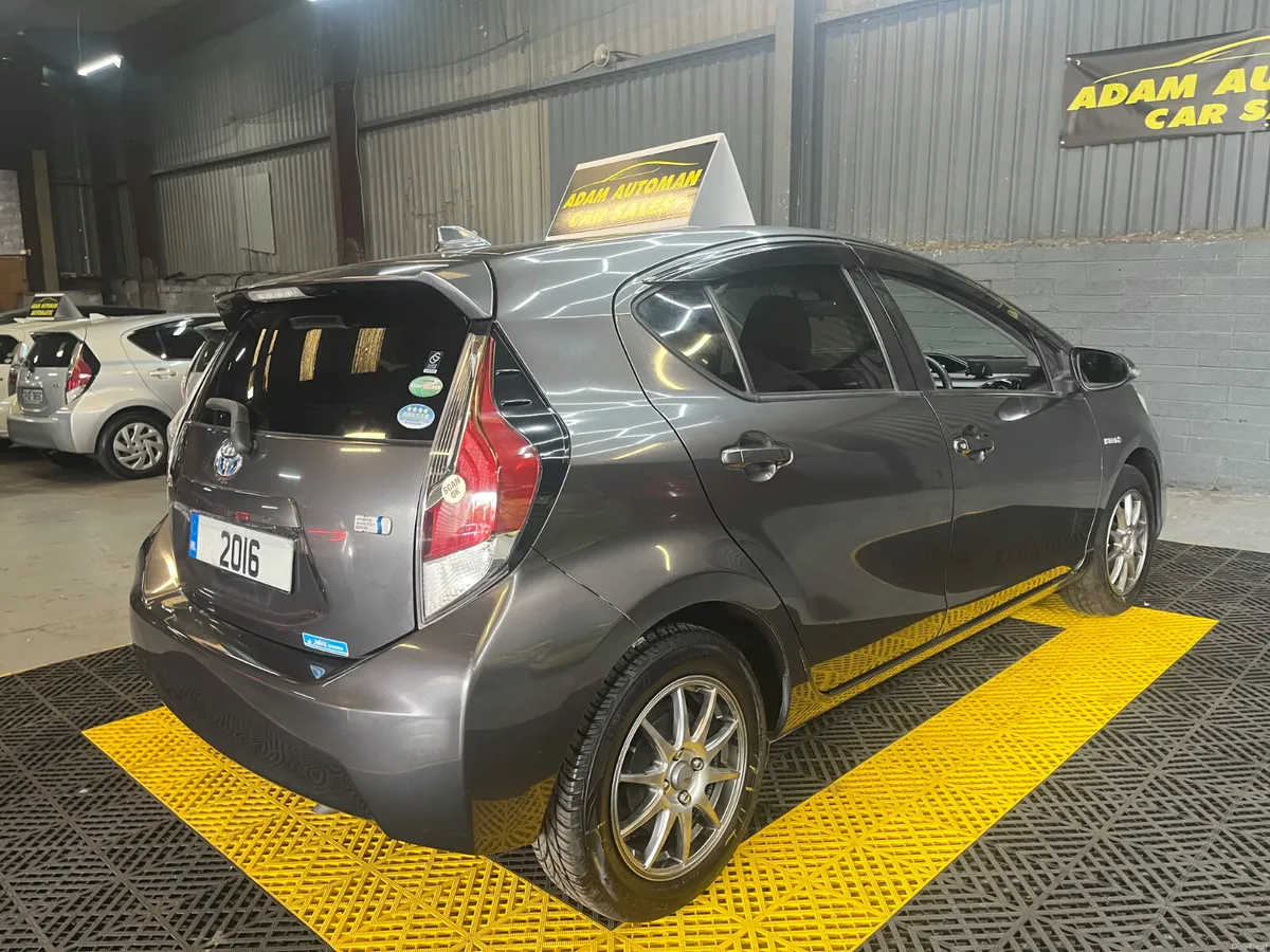 Toyota Aqua 2016 - Image 5
