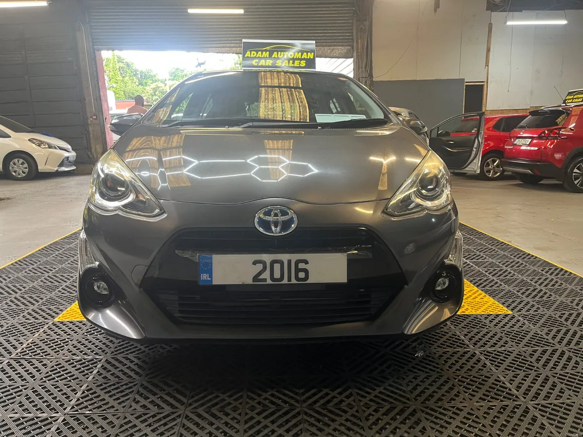 Toyota Aqua 2016 - Image 3