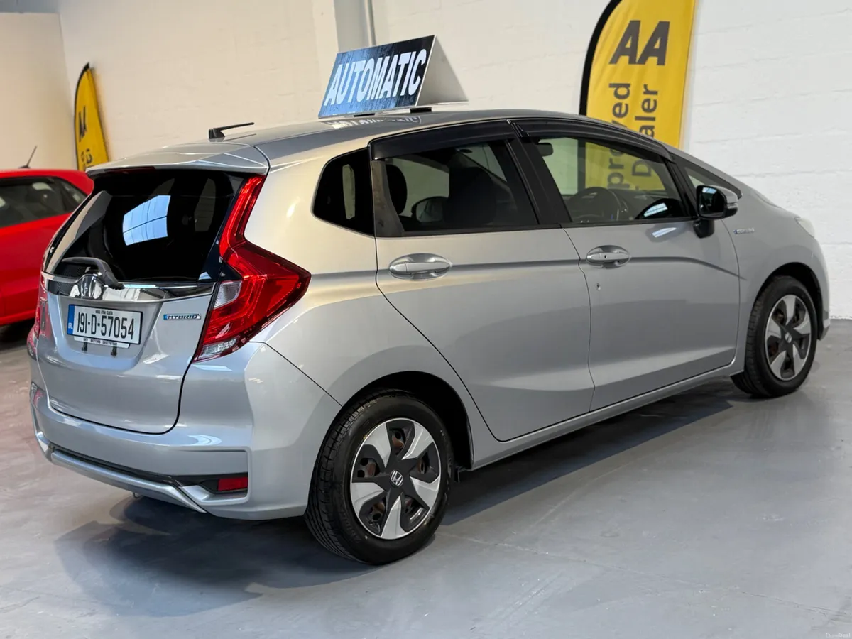 2019 Honda Jazz/FIT 1.5 Hybrid Auto, 24K Miles - Image 6