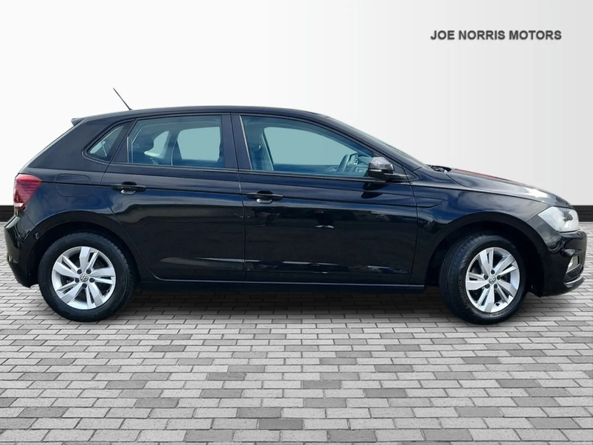 Volkswagen Polo TRENDLINE 1.0 MANUAL  5DR - Image 4