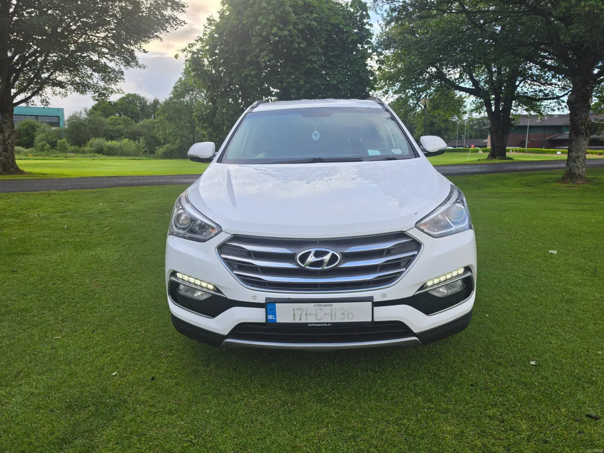 Hyundai Santa Fe 2.2  ( NCT and TAX ) !!! - Image 3