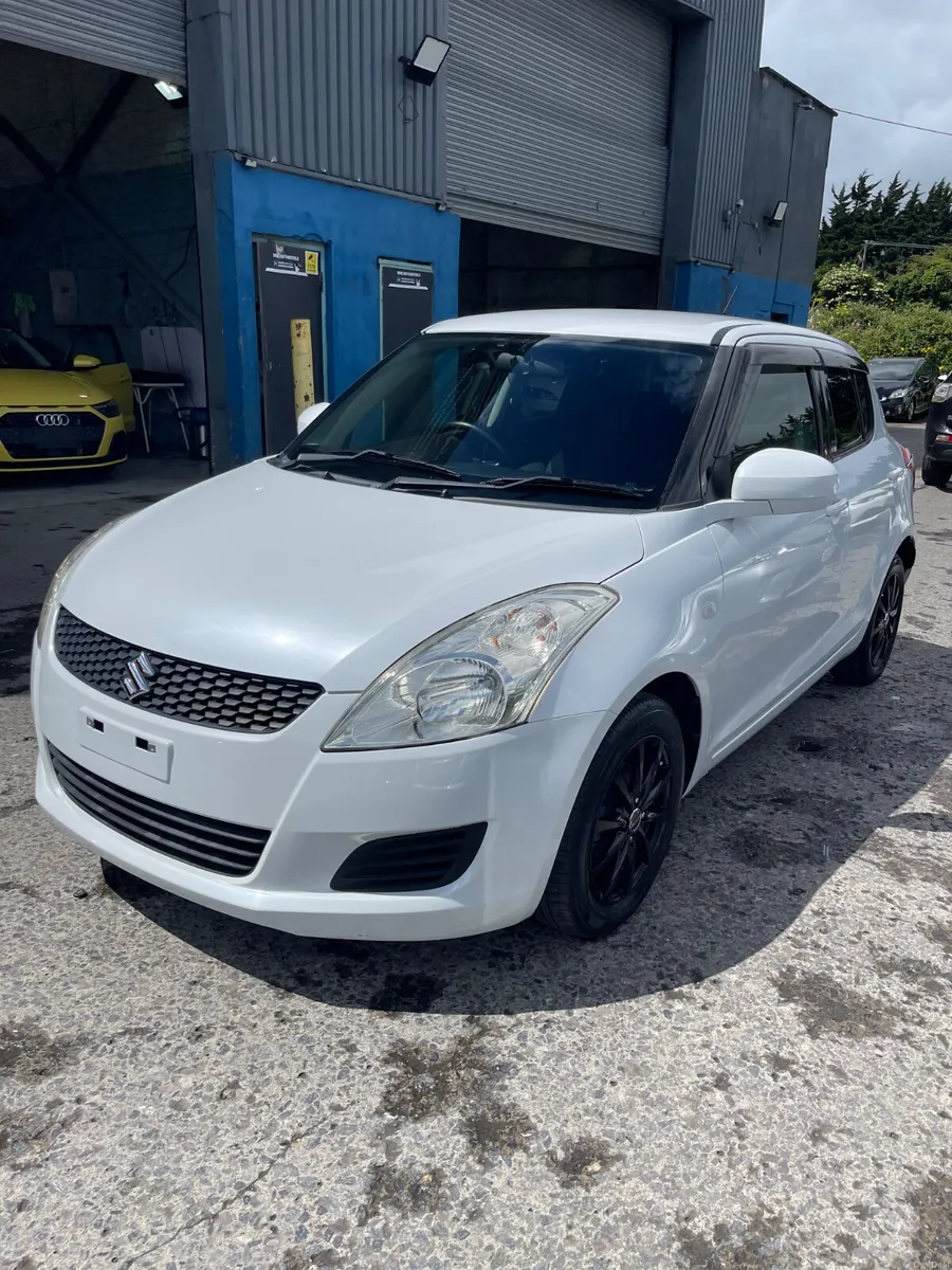 2013 Suzuki Swift automatic - Image 4