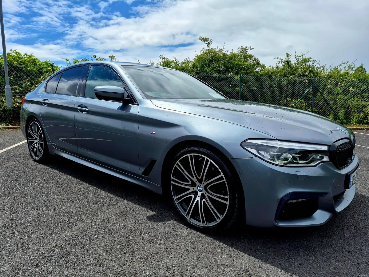 2018 BMW 530i M SPORT  AUTOMATIC  SUNROOF - Image 2