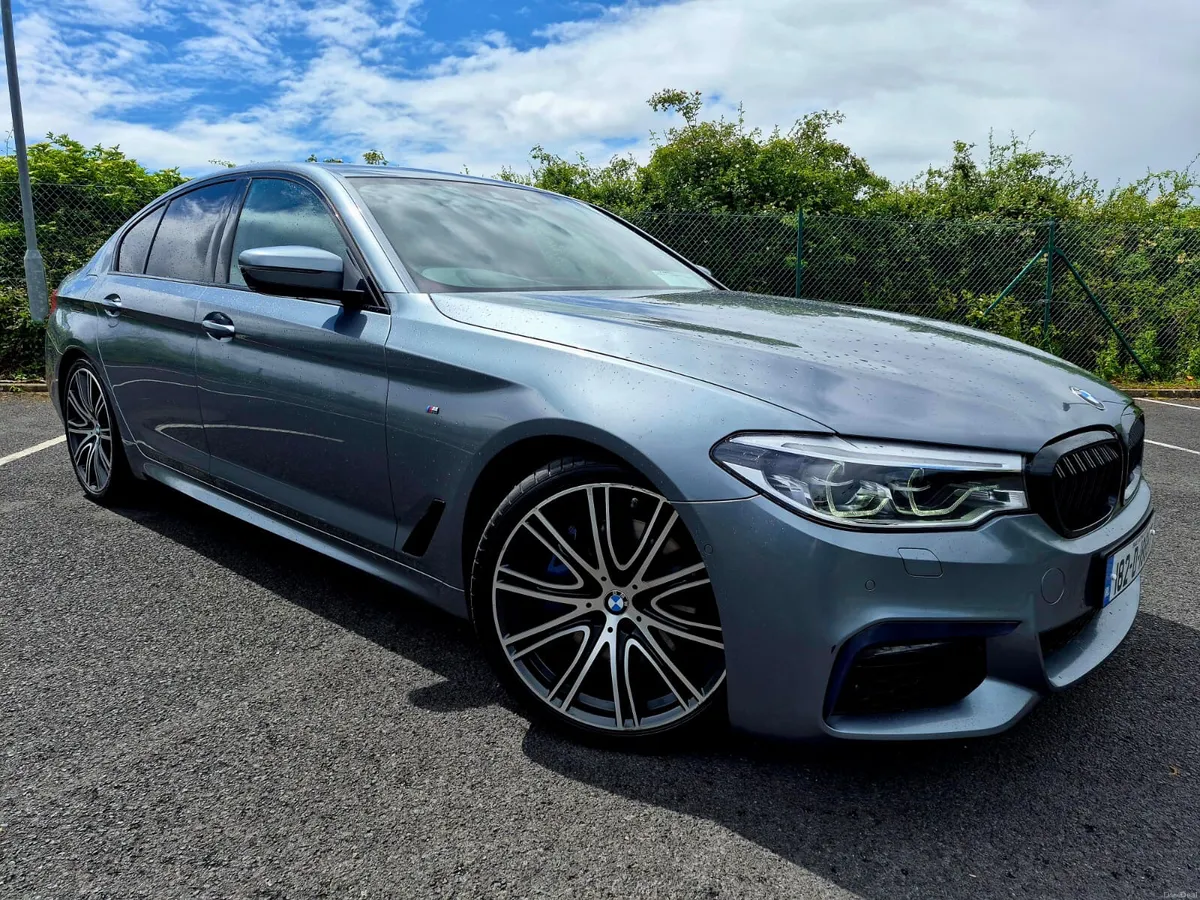 2018 BMW 530i M SPORT  AUTOMATIC  SUNROOF - Image 1